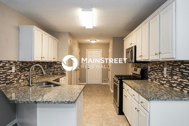5 Bedroom Pet-Friendly Home in McDonough, GA with Main Street Renewal