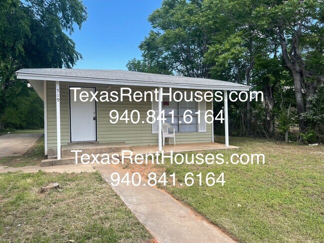Cute and Cozy Home Near Downtown Burk - Cute and Cozy Home Near Downtown Burk