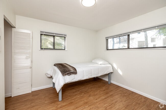 2BR, 1BA - Second Bedroom