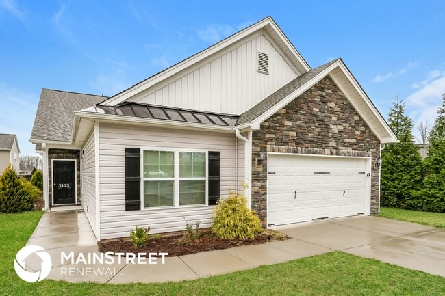 Photo - 3175 York Pl Dr NE