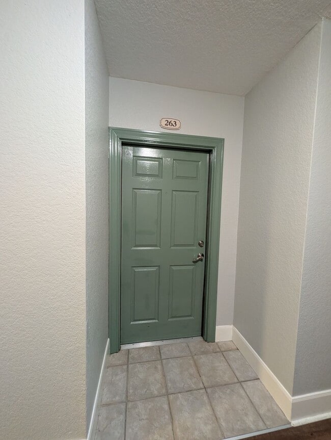 Photo - Downtown Studio Condo Unit for Rent Includes water!