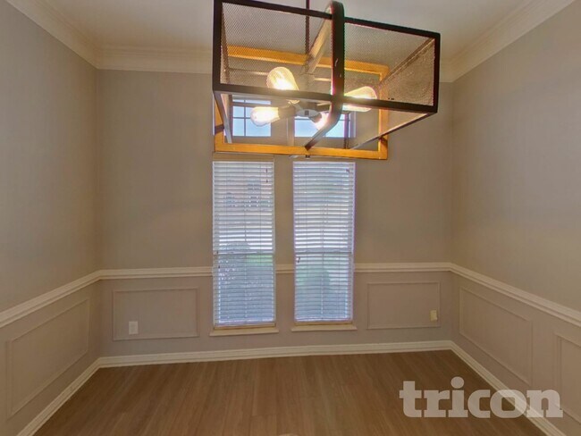 Photo - 1793 Lake Breeze Dr