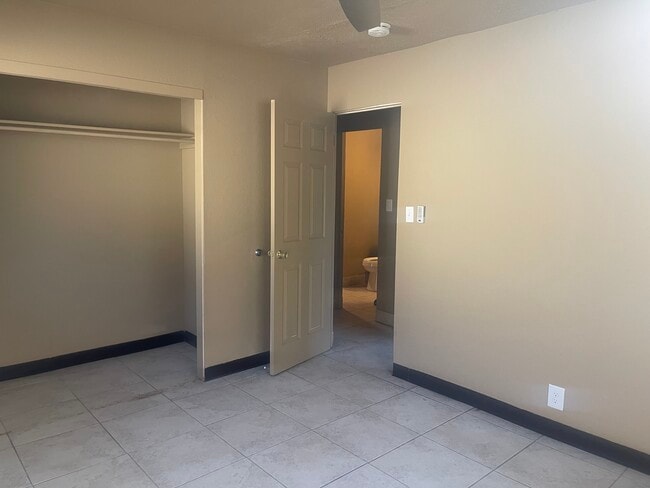 Photo - 84-655 Kepue St