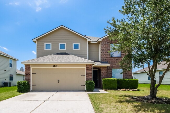 Building Photo - 8715 Sunset Pond Dr Rental