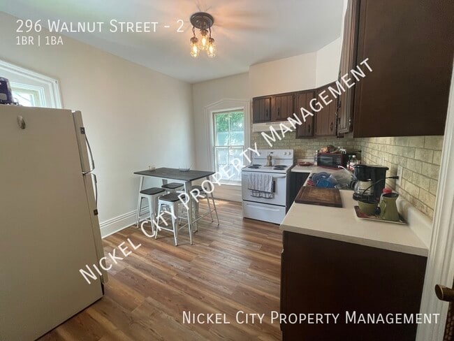 Photo - 296 Walnut St Unidad 2