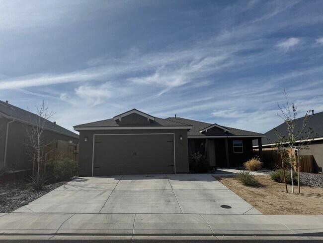 1010 Emerald Wy