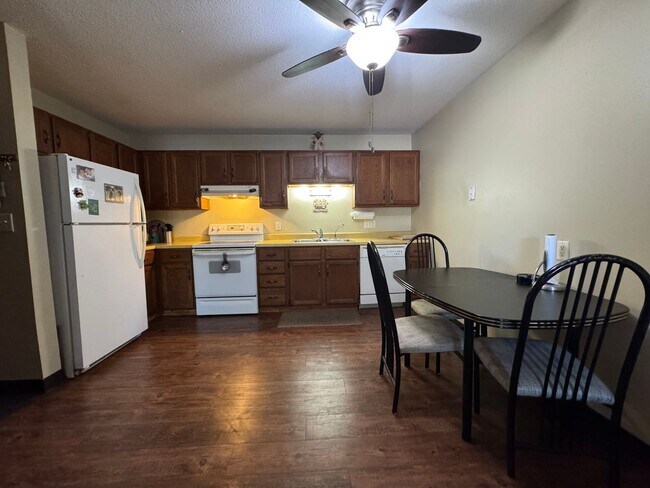 Photo - 3712 S Terry Ave