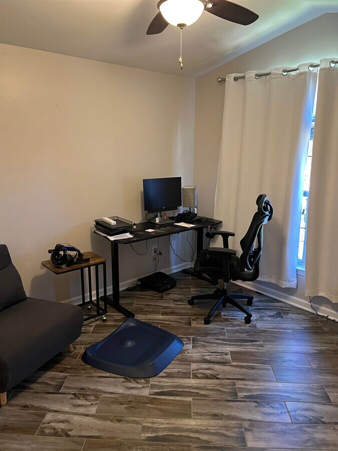 Photo - 8467 Hannary Dr