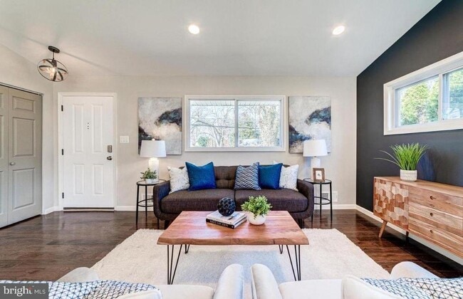 Photo - 4207 Woodland Dr