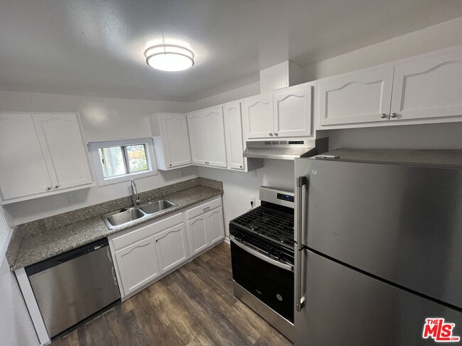 Building Photo - 419 La Colina Dr Unit 4