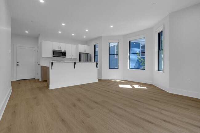 Photo - 69 Bailey St Unit 308