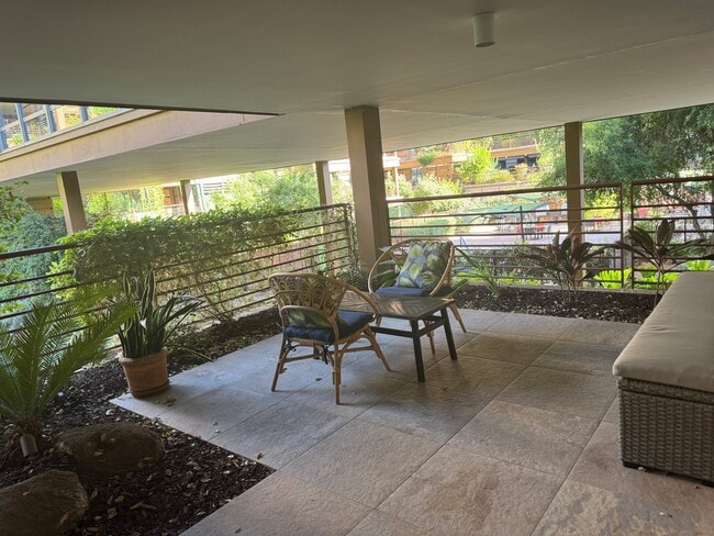 Photo - 7167 E Rancho Vista Dr Unidad 2012