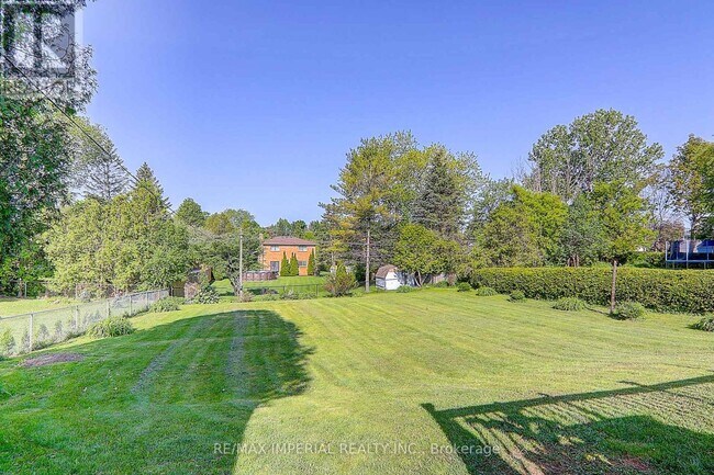 Photo - 98 Belfry Dr