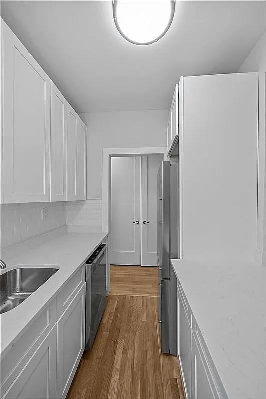 Photo - 3810 Greystone Ave Unidad 301