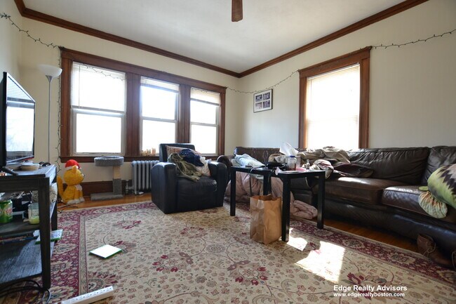 Photo - 40 Falkland St Unit 1