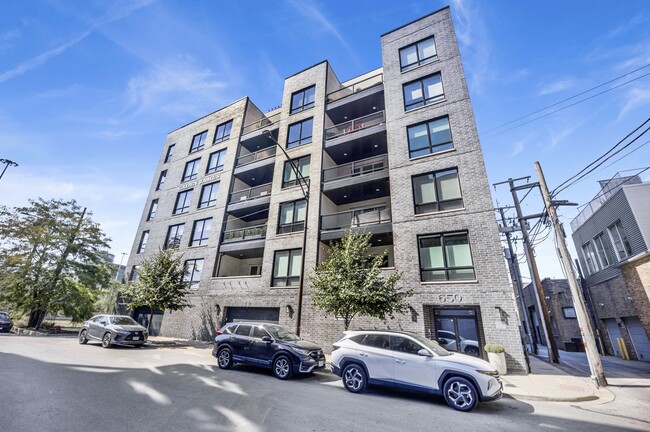 Photo - 650 N Morgan St