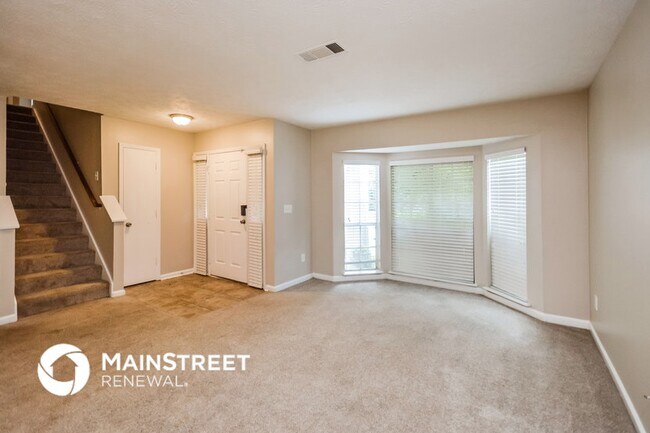 Photo - 2050 Downs Pl