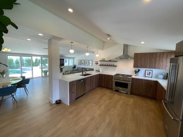 Photo - 6200 Oakdale Ave