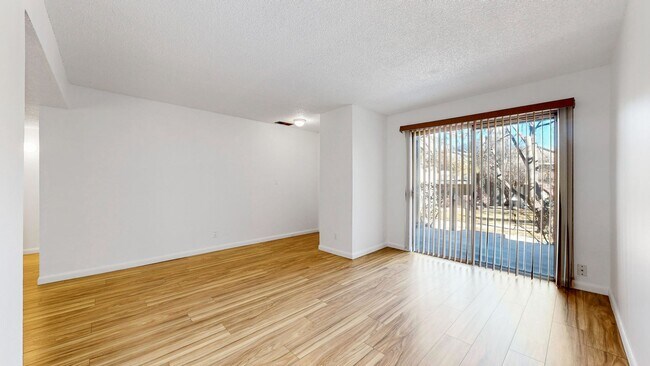 Photo - 5300 E Cherry Creek S Dr Unidad 5300 E Cherry Creek Dr South