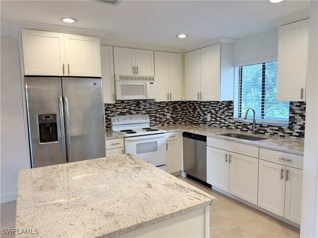 Building Photo - 5789 Gage Ln Unit 304A