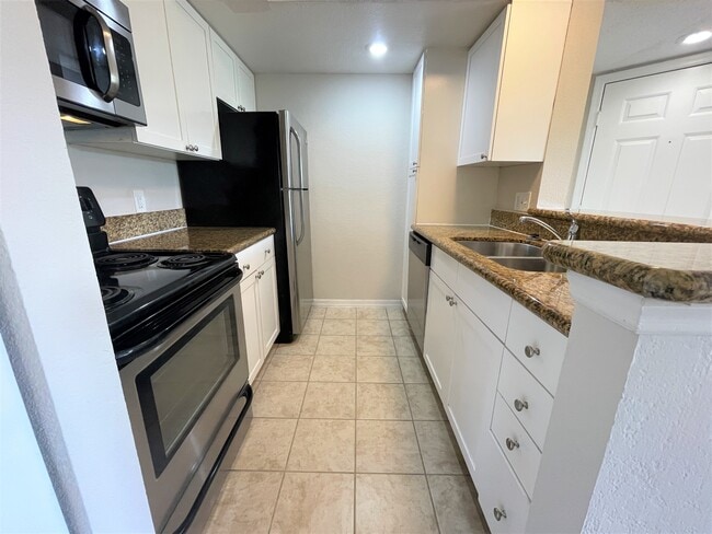 Photo - 5128 Conroy Rd