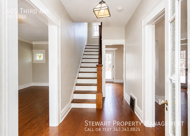 Photo - 405 Third Ave