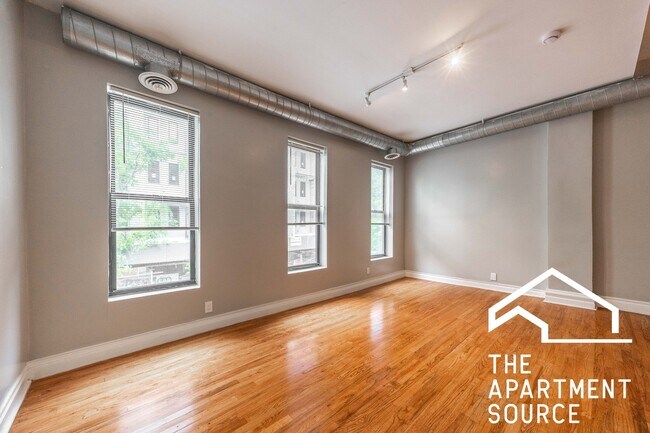 Photo - 1877 N Milwaukee Ave Unit 2