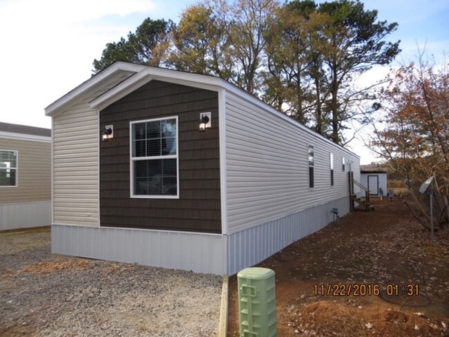 Building Photo - University Estates 59