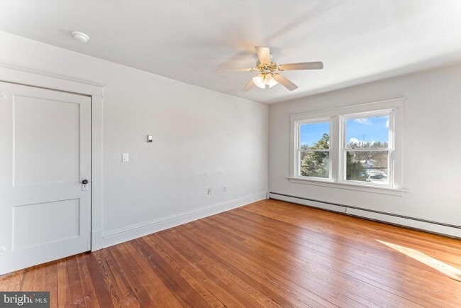 Photo - 224 Oakdale Ave