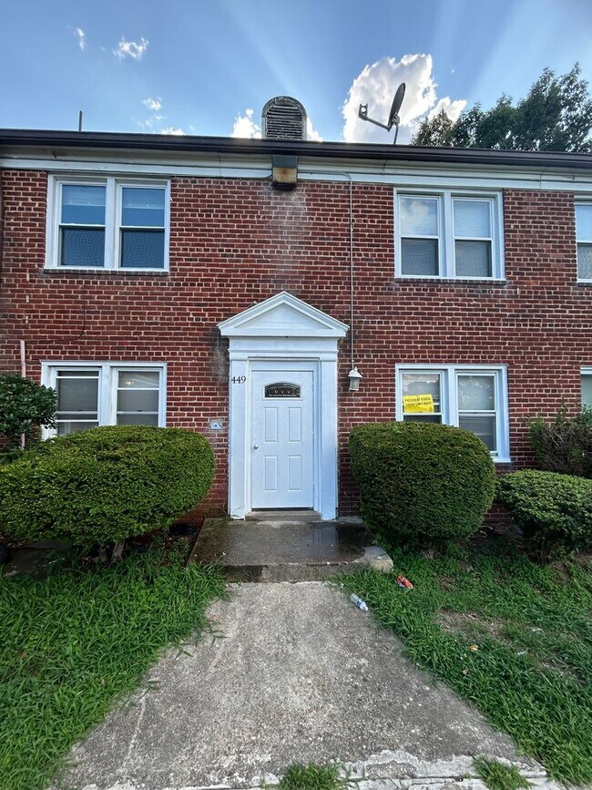 Photo - 449 Burbank St SE Unit 3