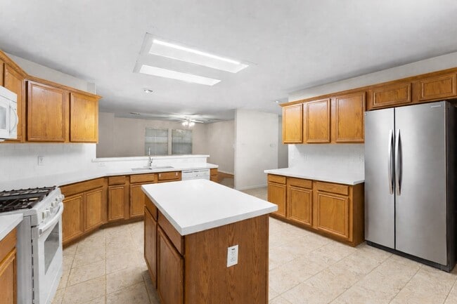 Photo - 3522 Brackenfern Rd