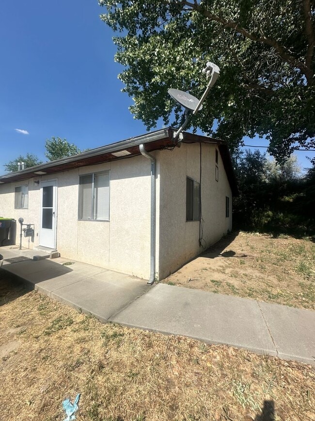 Building Photo - 1406 Saiz Ln Unit 14A Rental