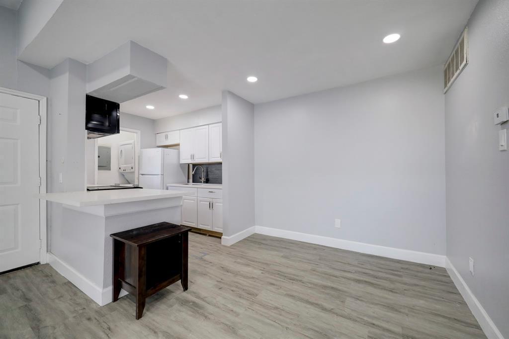 Photo - 9550 Deering Dr Apartments Unit 210