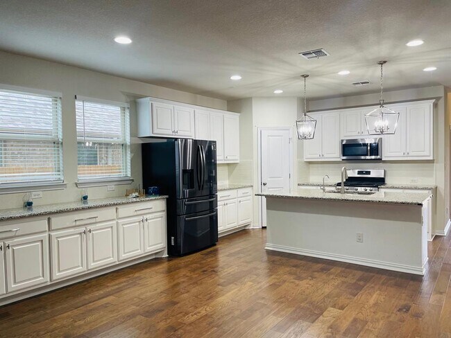 Photo - 4118 Kingsley Ave