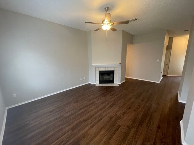 Photo - 3625 Cheyenne St