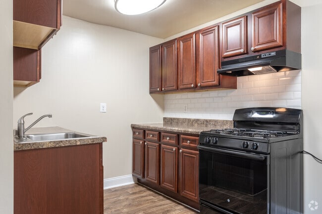 1 Bedroom, 1 Bath