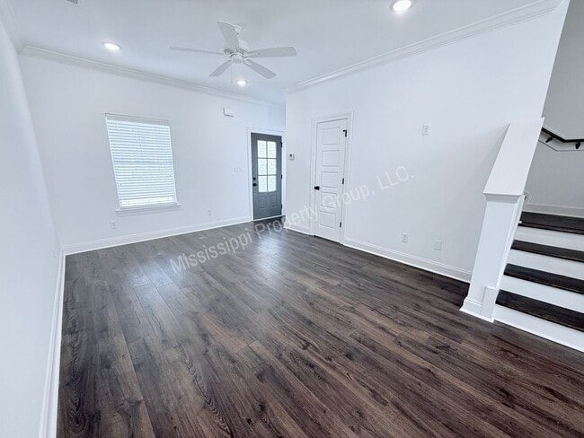 Photo - 4BR/4.5BA For Rent