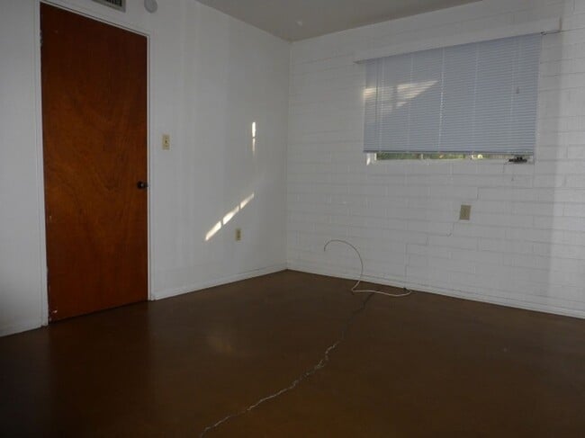 Photo - **Bright & Connected 1-Bed in Central Tempe**