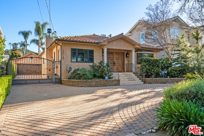 Photo - 14710 Greenleaf St Casa
