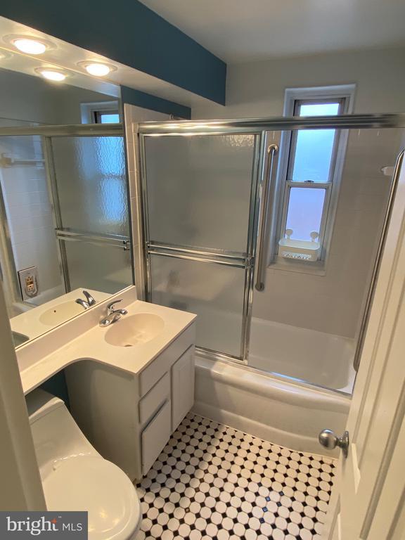 Photo - 4378 N Pershing Dr Unidad 43784