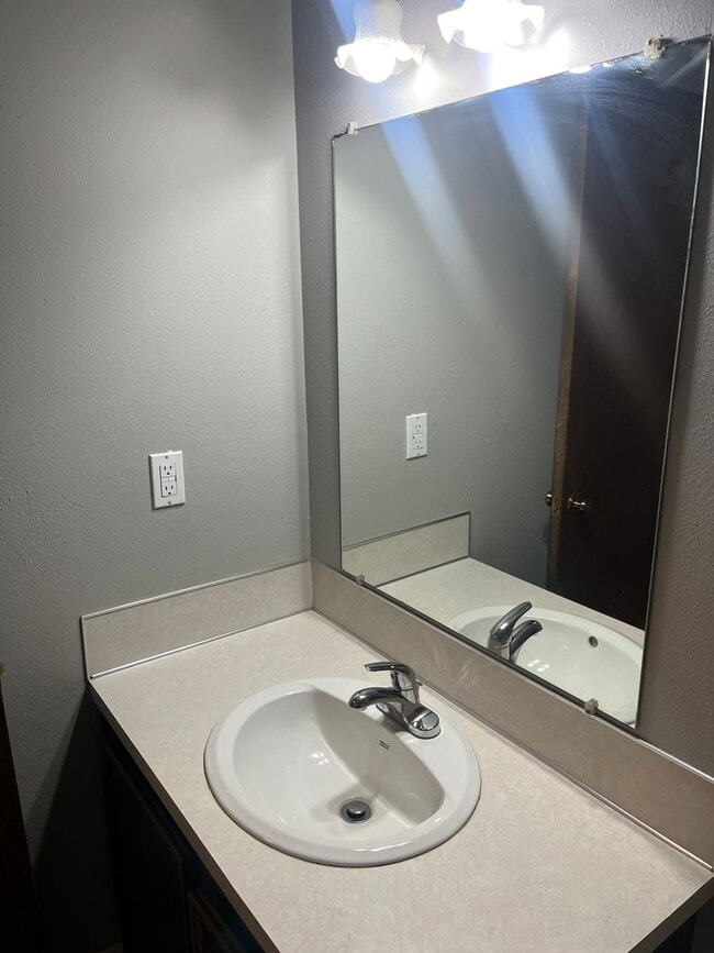 Photo - Boswell 39400 Unit WB02