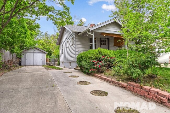 Charming 3BR House in Denver - Charming 3BR House in Denver