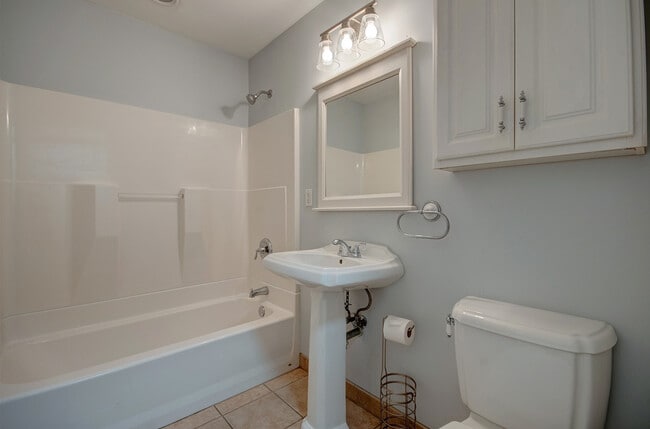 Photo - 24023 W Oak St