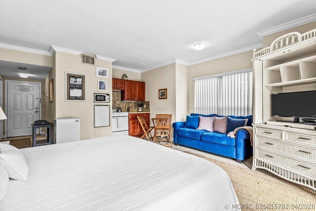 Photo - 11863 Wimbledon Cir Unit 432