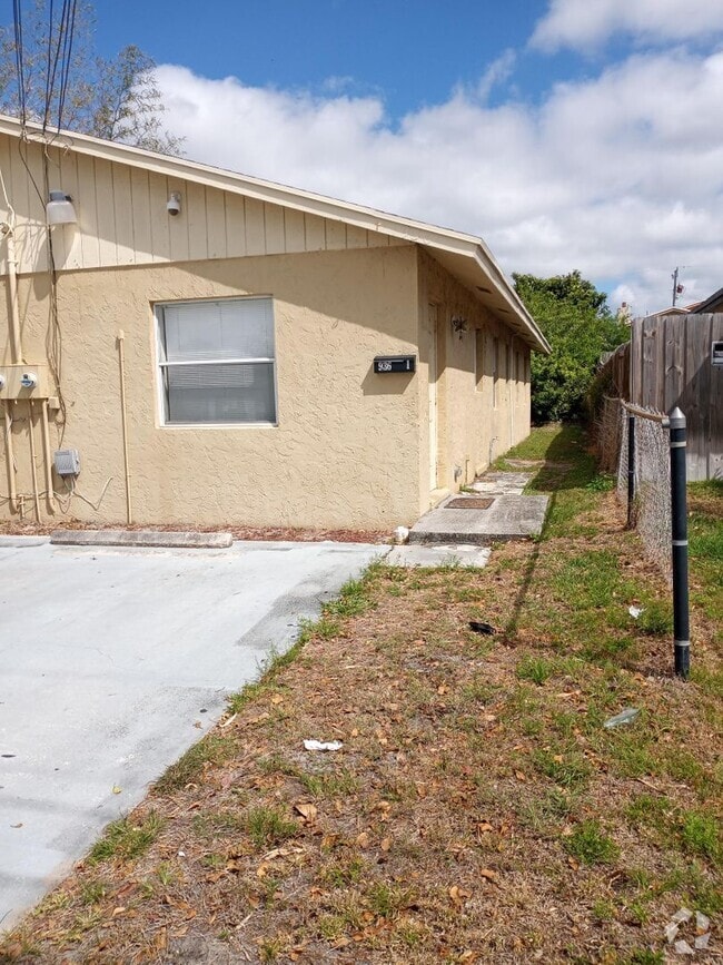 Building Photo - Rawls 936 Unit 1 Rental