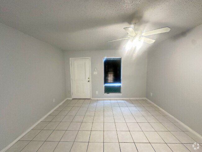 Building Photo - 1311 Hortencia Ave Unit 1 Rental