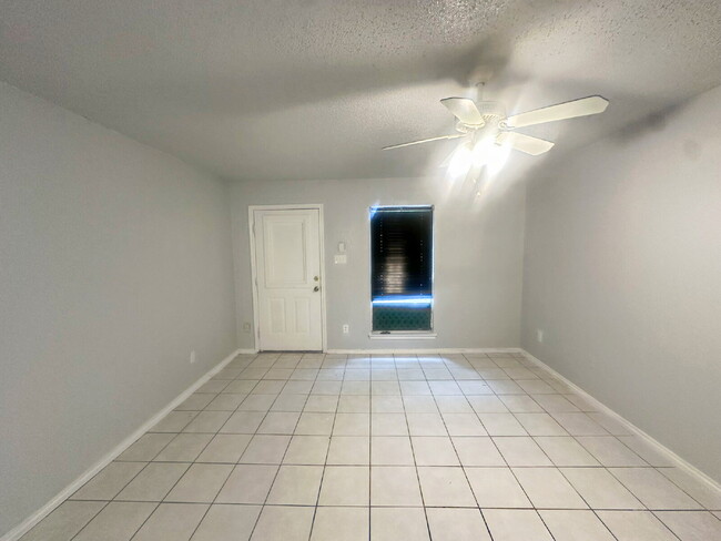 Building Photo - 1311 Hortencia Ave Unit 1 Rental