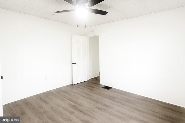 Photo - 1100-2 Wesley Ave