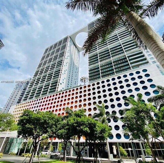 Photo - 500 Brickell Ave Unit 500 Brickell Ave # 3005