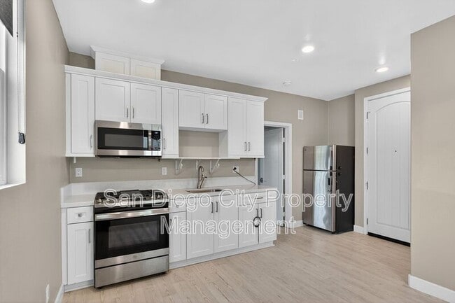 Photo - 1735 Artemisia Ct